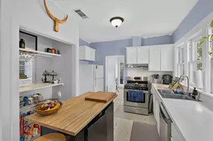 307 E 35th St, Austin, TX 78705 - Photo 23