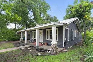 307 E 35th St, Austin, TX 78705 - Photo 5
