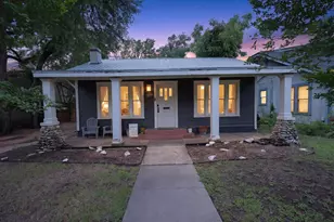 307 E 35th St, Austin, TX 78705 - Photo 1