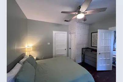 307 E 35th Street #A, Austin, TX 78705 - Photo 23