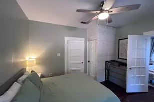 307 E 35th St, Austin, TX 78705 - Photo 23