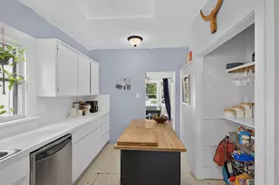 307 E 35th St, Austin, TX 78705 - Photo 25