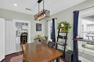 307 E 35th St, Austin, TX 78705 - Photo 21