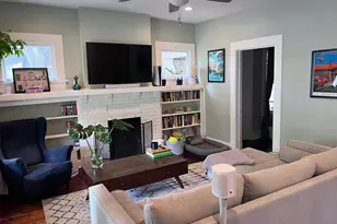 307 E 35th St, Austin, TX 78705 - Photo 9