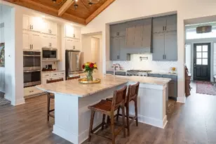 157 McNaughton Dr, Liberty Hill, TX 78642 - Photo 9