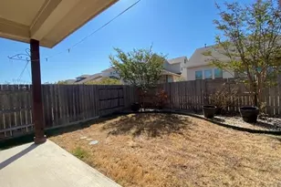 5021 Pearl Cres Ln, Georgetown, TX 78626 - Photo 21