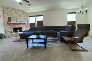 5021 Pearl Cres Ln, Georgetown, TX 78626 - Photo 5