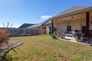5021 Pearl Cres Ln, Georgetown, TX 78626 - Photo 19