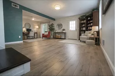 1502 Kohlers Trail, Lakeway, TX 78734 - Photo 3