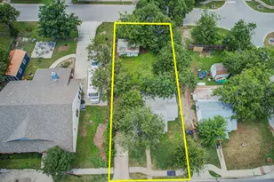308 E Austin Ave, Round Rock, TX 78664 - Photo 13