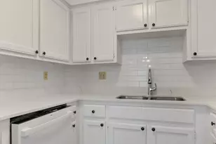 12900 Hymeadow Dr, Austin, TX 78729 - Photo 9