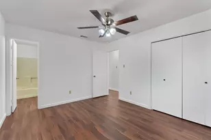 12900 Hymeadow Dr, Austin, TX 78729 - Photo 11