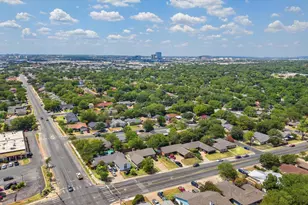 9505 Quail Ct, Austin, TX 78758 - Photo 5