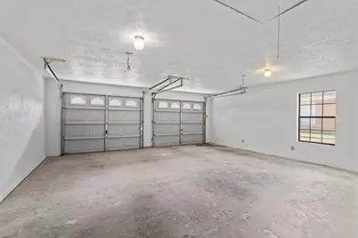 1904 Murray Avenue, Rockdale, TX 76567 - Photo 17