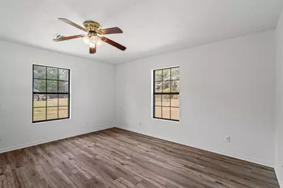 1904 Murray Avenue, Rockdale, TX 76567 - Photo 11