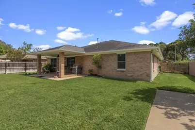 805 Craddock Court, Smithville, TX 78957 - Photo 31
