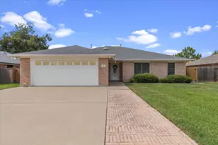 805 Craddock Ct, Smithville, TX 78957 - Photo 1