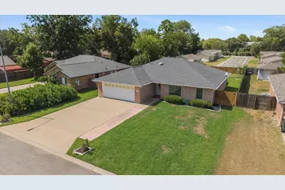 805 Craddock Court, Smithville, TX 78957 - Photo 39