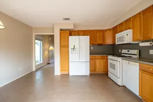 1000 Verbena Dr, Austin, TX 78750 - Photo 7