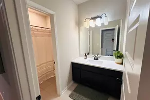 499 Anfield Cir, Lakeway, TX 78738 - Photo 13