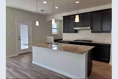 105 Isabella Way, Liberty Hill, TX 78642 - Photo 5