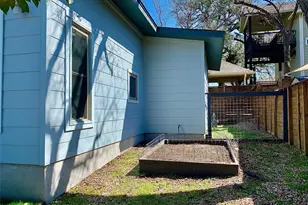 1163 Alamo St, Austin, TX 78702 - Photo 25