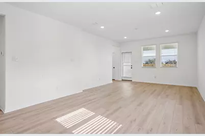 112 Jans Way, Georgetown, TX 78626 - Photo 7