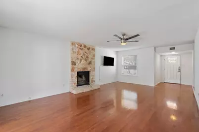 9809 Meadowheath Drive, Austin, TX 78729 - Photo 3