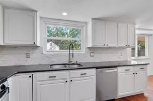 9809 Meadowheath Dr, Austin, TX 78729 - Photo 11