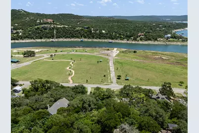 10506 Lakeside Drive, Jonestown, TX 78645 - Photo 9