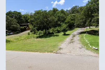 10506 Lakeside Drive, Jonestown, TX 78645 - Photo 3