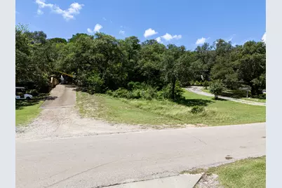 10506 Lakeside Drive, Jonestown, TX 78645 - Photo 5