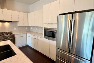 207 W Johanna St, Austin, TX 78704 - Photo 3