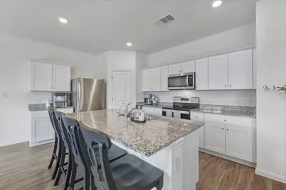 201 Wonderful Life Way, Jarrell, TX 76537 - Photo 15