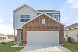 201 Wonderful Life Way, Jarrell, TX 76537 - Photo 5