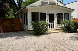 2513 E Cesar Chavez St, Austin, TX 78702 - Photo 11