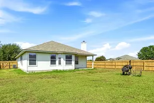 100 Lightfoot Ct, Hutto, TX 78634 - Photo 15