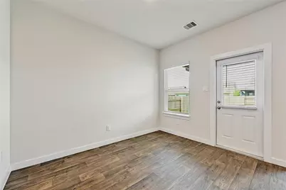 313 Merriman Road, San Marcos, TX 78666 - Photo 9