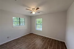 604 Gaylor St, Austin, TX 78752 - Photo 5