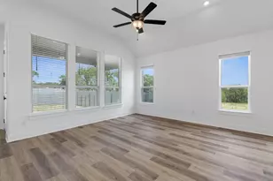 425 Hickory Spgs Trl, Georgetown, TX 78628 - Photo 15