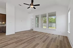 425 Hickory Spgs Trl, Georgetown, TX 78628 - Photo 13