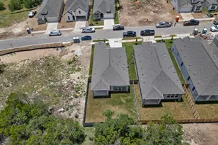 425 Hickory Spgs Trl, Georgetown, TX 78628 - Photo 27