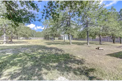 185 Peace Pipe, Smithville, TX 78957 - Photo 3