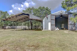 185 Peace Pipe, Smithville, TX 78957 - Photo 21