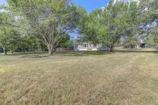 185 Peace Pipe, Smithville, TX 78957 - Photo 27