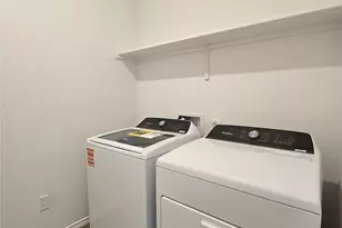 352 San Juan Trl, Bastrop, TX 78602 - Photo 7