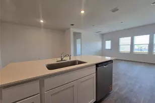 352 San Juan Trl, Bastrop, TX 78602 - Photo 13