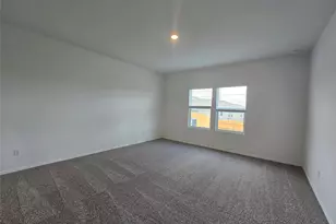 352 San Juan Trl, Bastrop, TX 78602 - Photo 17