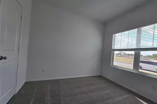 352 San Juan Trl, Bastrop, TX 78602 - Photo 5