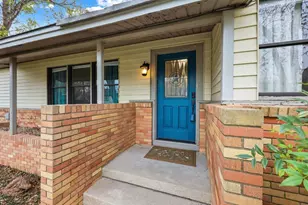 1815 Eckhardt St, Taylor, TX 76574 - Photo 3